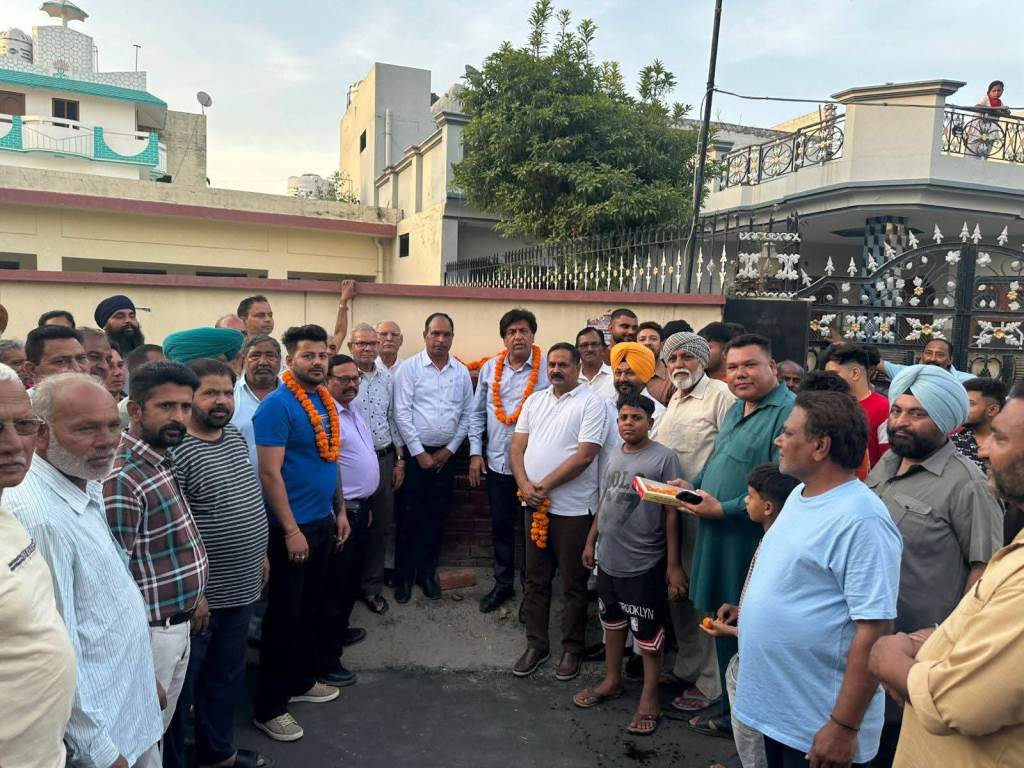 MLA Jimpa inaugurated a road built at a cost of Rs 3967 lakh in Ward No 18